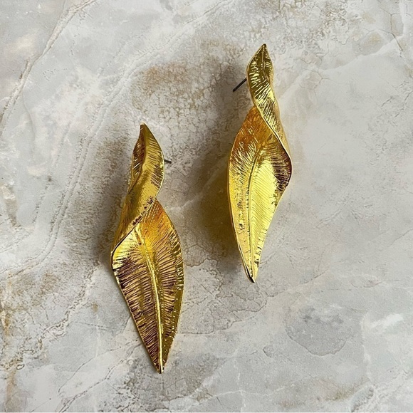 Anthropologie Jewelry - textured twisted large leaf statement earrings gold